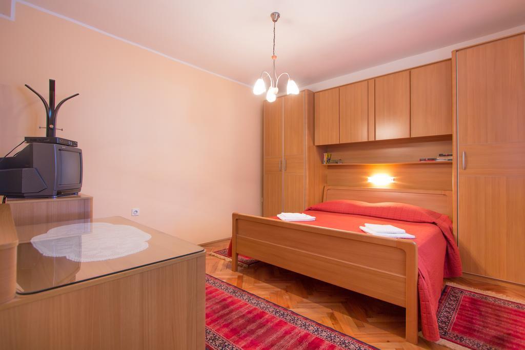 Silvia Apartment *